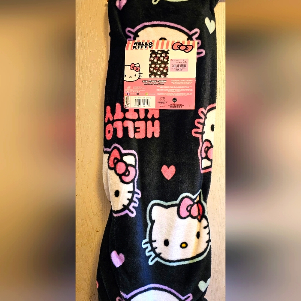 Hello Kitty Blanket
